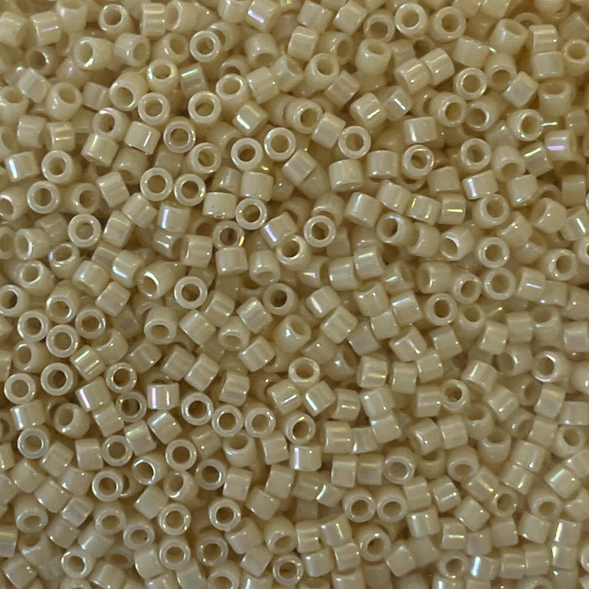 Miyuki Delica 11/0 Opaque Cream AB